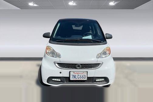 Crystal White 2015 smart ForTwo passion