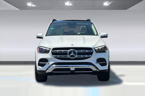 Polar White 2026 Mercedes-Benz GLE 450e 4MATIC