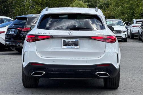 2025 Mercedes-Benz GLC 350e Base