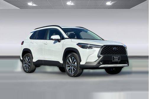2022 Toyota Corolla Cross XLE