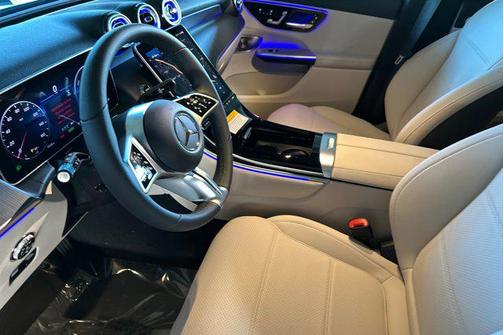 2025 Mercedes-Benz GLC 350e Base