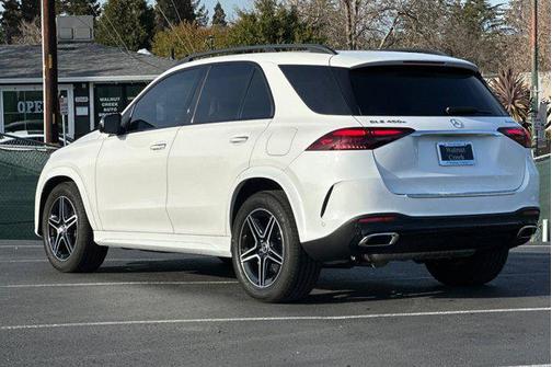 2025 Mercedes-Benz GLE 450e 4MATIC