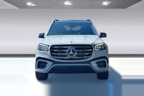 MANUFAKTUR Alpine Grey 2026 Mercedes-Benz GLS 580 4MATIC