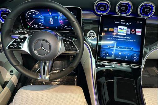 2026 Mercedes-Benz GLC 300 Base