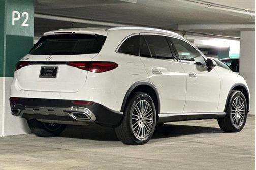 2026 Mercedes-Benz GLC 300 Base