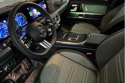 MANUFAKTUR Arabian Grey Non- Metallic 2025 Mercedes-Benz G-Class G 580e