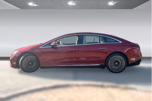 MANUFAKTUR Cardinal Red Metallic 2022 Mercedes-Benz EQS 450+ 4MATIC