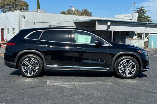 2026 Mercedes-Benz EQS 400 400