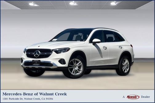 Polar White 2025 Mercedes-Benz GLC 300 4MATIC