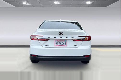 Ice Cap 2025 Toyota Camry LE