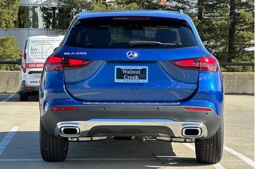 2025 Mercedes-Benz GLA 250 Base