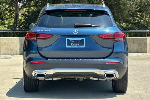 2021 Mercedes-Benz GLA 250 Base 4MATIC