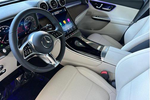 2025 Mercedes-Benz GLC 300 4MATIC