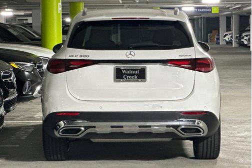 2025 Mercedes-Benz GLC 300 4MATIC