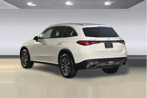 2026 Mercedes-Benz GLC 300 4MATIC