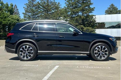 2025 Mercedes-Benz GLC 350e Base