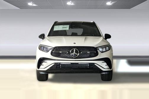 Polar White 2026 Mercedes-Benz GLC 300 4MATIC