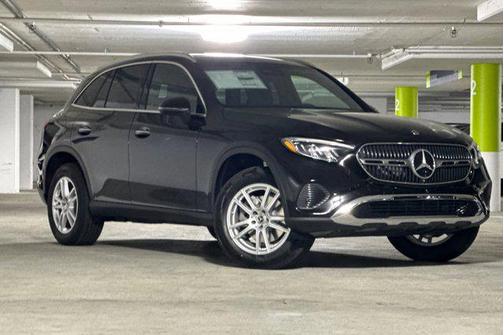 2025 Mercedes-Benz GLC 300 4MATIC