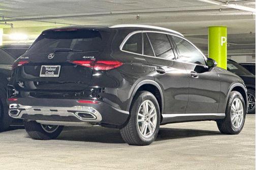 2025 Mercedes-Benz GLC 300 4MATIC