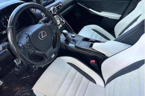 2022 Lexus IS 350 Base