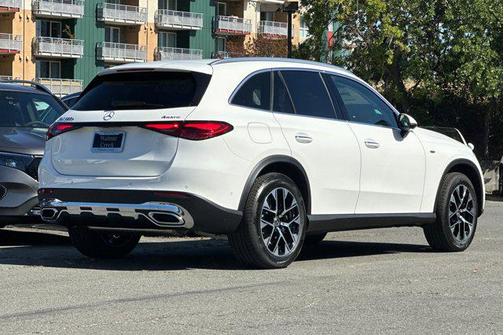 2025 Mercedes-Benz GLC 350e Base