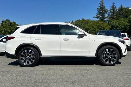 2025 Mercedes-Benz GLC 350e Base