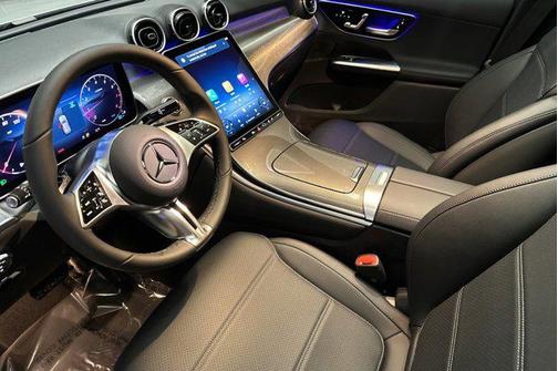 2026 Mercedes-Benz GLC 300 4MATIC