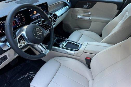 Night Black 2026 Mercedes-Benz GLB 250 Base