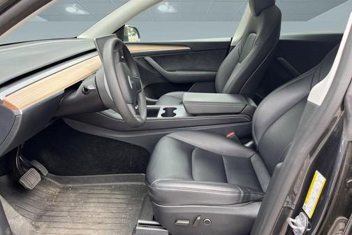 Stealth Grey 2025 Tesla Model Y Long Range Dual Motor Rear-Wheel Drive
