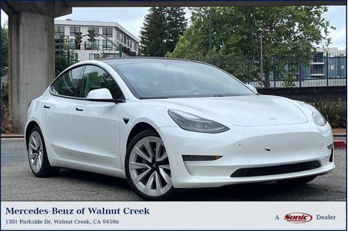 2021 Tesla Model 3 Standard Range Plus