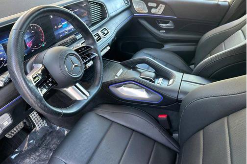 2025 Mercedes-Benz GLS 450 4MATIC