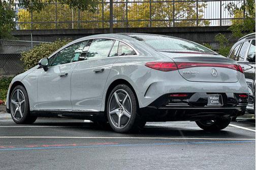 2026 Mercedes-Benz EQE 320+ 320+
