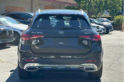 2025 Mercedes-Benz GLC 350e Base
