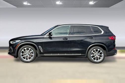 Black Sapphire Metallic 2021 BMW X5 PHEV xDrive45e
