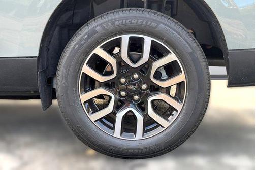 2023 Ford Maverick Lariat