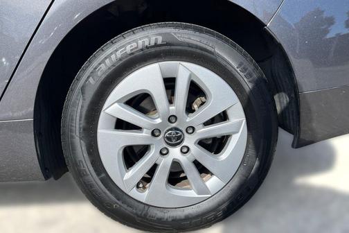 Magnetic Gray Metallic 2018 Toyota Prius One