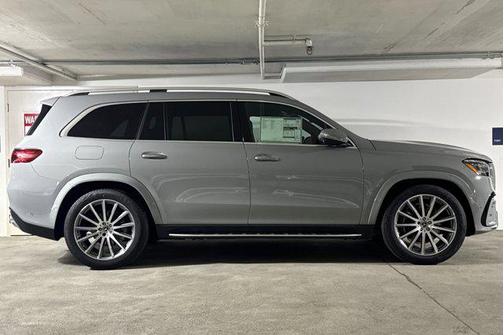 2025 Mercedes-Benz GLS 450 4MATIC