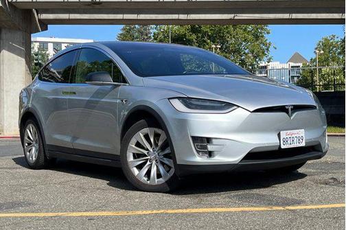 2017 Tesla Model X 75D
