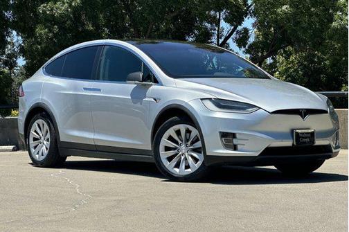 2017 Tesla Model X 75D