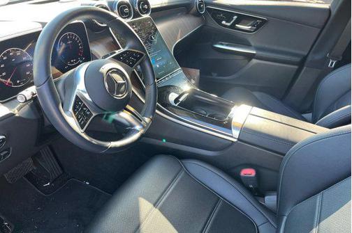 2025 Mercedes-Benz GLC 350e Base