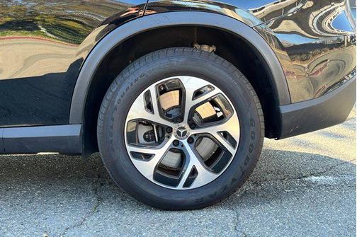 2025 Mercedes-Benz GLC 350e Base