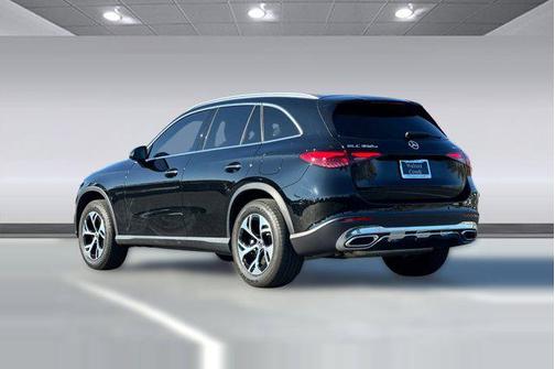 2025 Mercedes-Benz GLC 350e Base