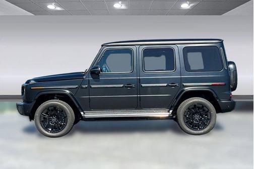 MANUFAKTUR Night Black Magno 2026 Mercedes-Benz G-Class G 580e
