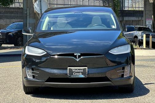 Black 2018 Tesla Model X 75D