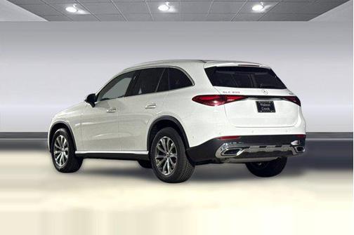 Polar White 2026 Mercedes-Benz GLC 300 4MATIC