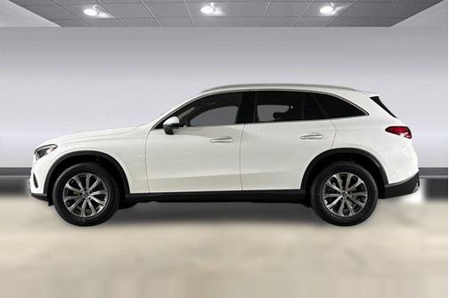 Polar White 2026 Mercedes-Benz GLC 300 4MATIC