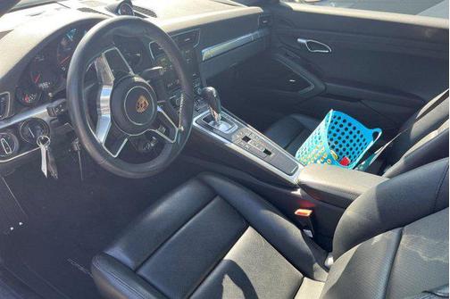 GT Silver Metallic 2018 Porsche 911 Carrera