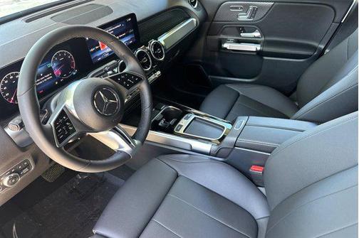 2026 Mercedes-Benz GLB 250 Base