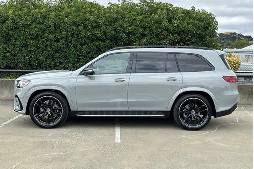 2025 Mercedes-Benz GLS 580 4MATIC