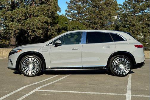 2025 Mercedes-Benz Maybach EQS 680 4MATIC